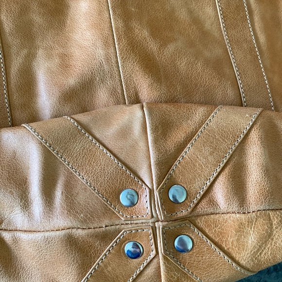 Belen Echandia Tan Matte Stroke Bag - Picture 7 of 10